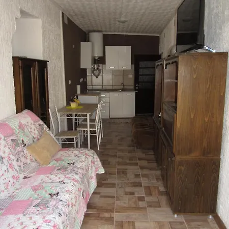 Lejlighed Apartman Sterna *