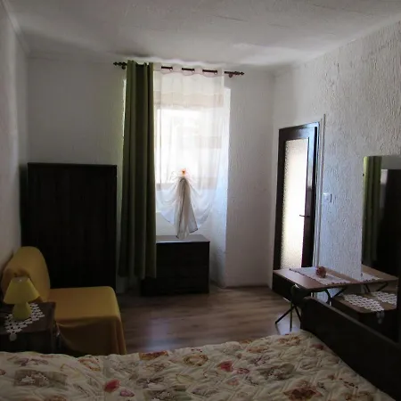 Lejlighed Apartman Sterna *